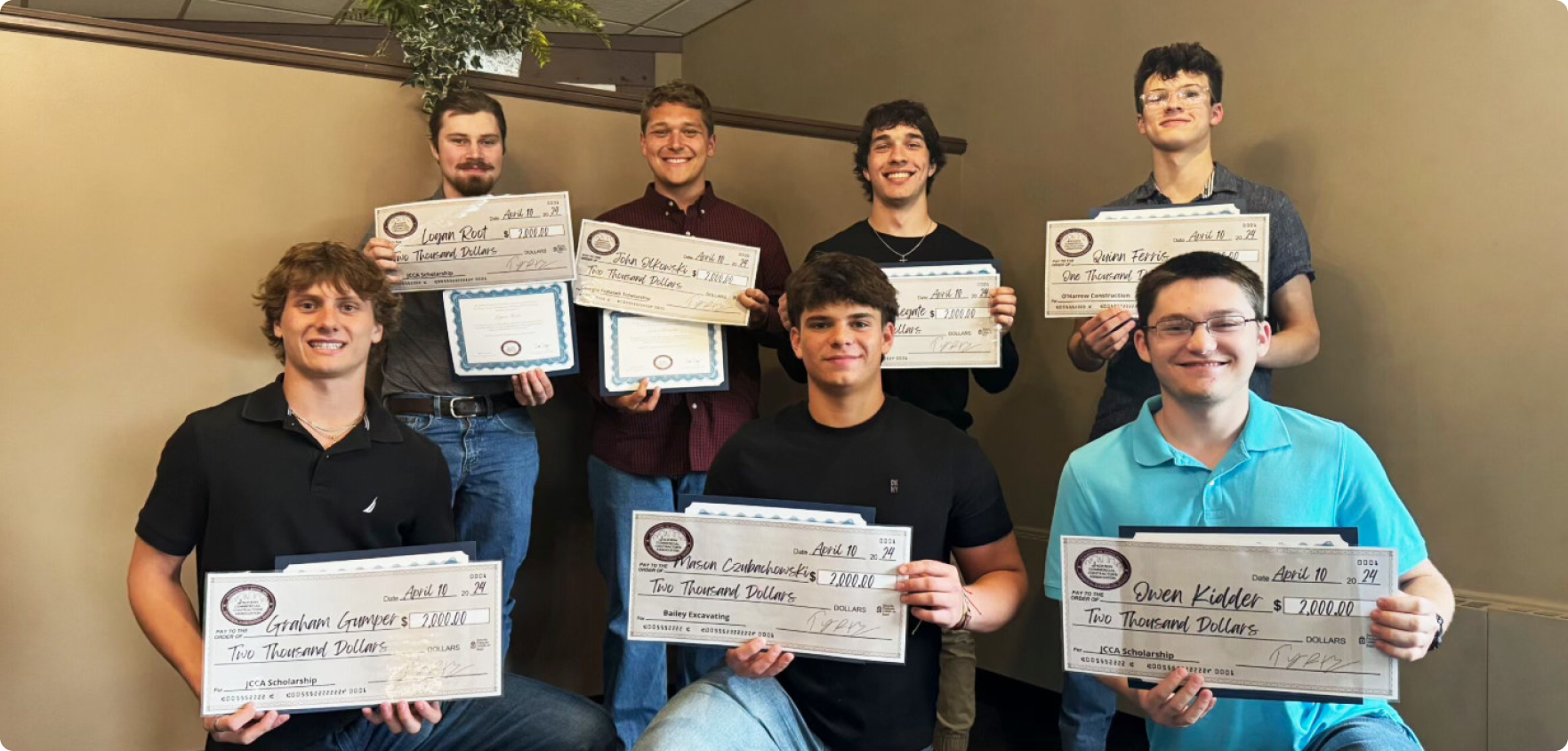 Commercial Contractor Scholarship recipients 2024.